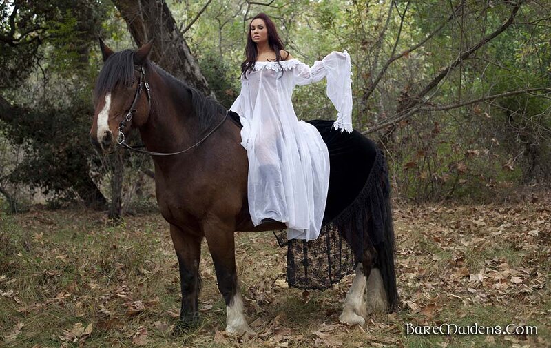 Людмила, 27 лет, 3 размер груди